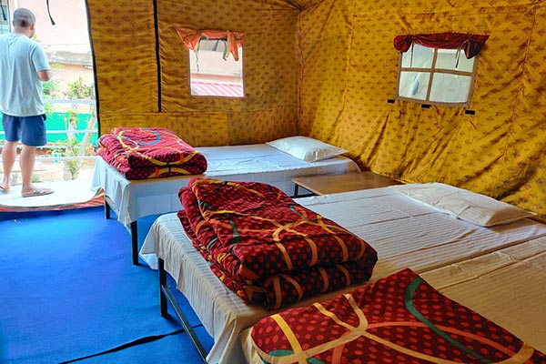 Camps in Shivpuri <small>(Ganga River at 150 mts)</small>